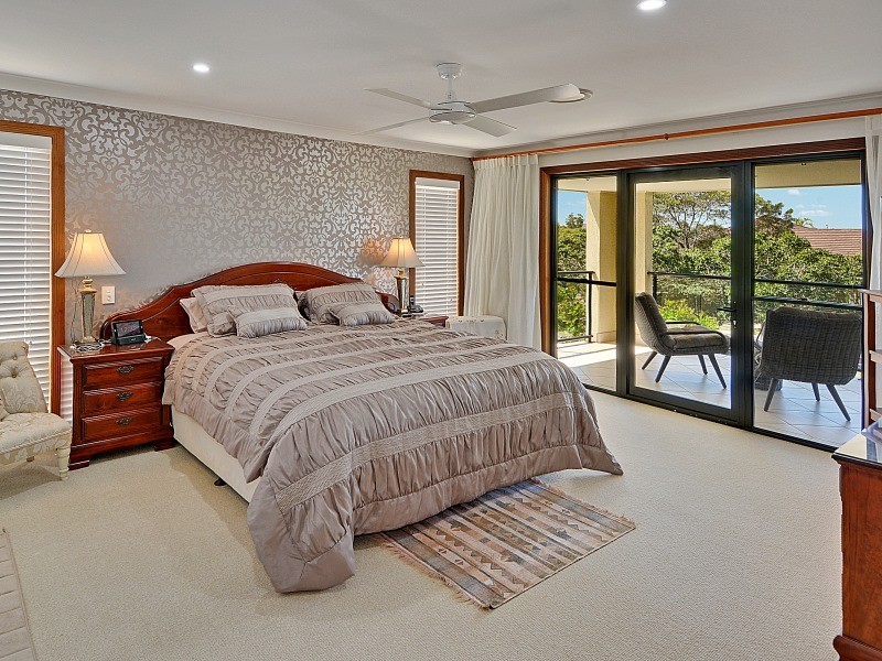 52 Kalowendha Avenue, Pelican Waters QLD 4551