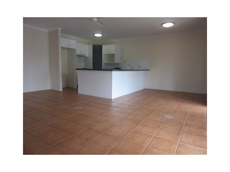 15 Andrew Avenue, Little Mountain QLD 4551