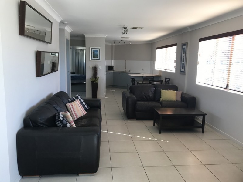 6/9 Esplanade, Golden Beach QLD 4551