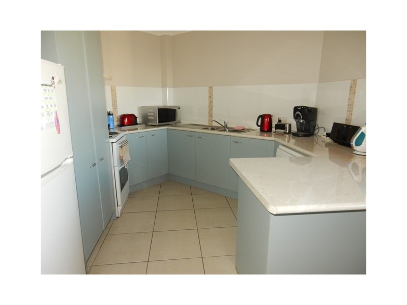 6/9 Esplanade, Golden Beach QLD 4551