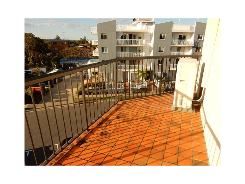 6/9 Esplanade, Golden Beach QLD 4551
