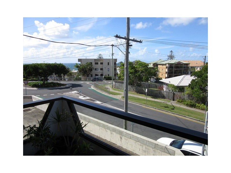 Unit 2 “Moreton Sands”, 10 Dingle Avenue, Kings Beach QLD 4551