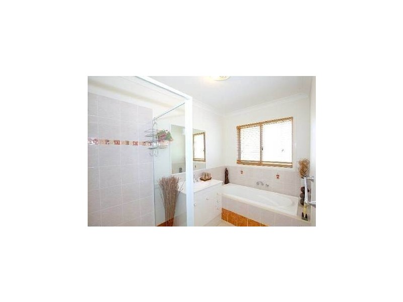 7 Riberry Place, Meridan Plains QLD 4551