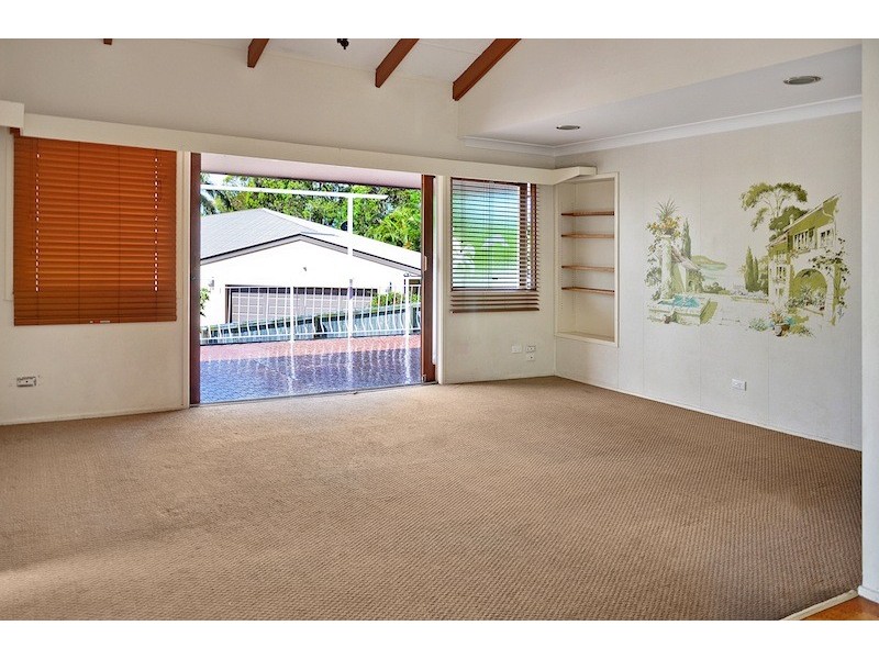 2 Jeffreys Court, Moffat Beach QLD 4551