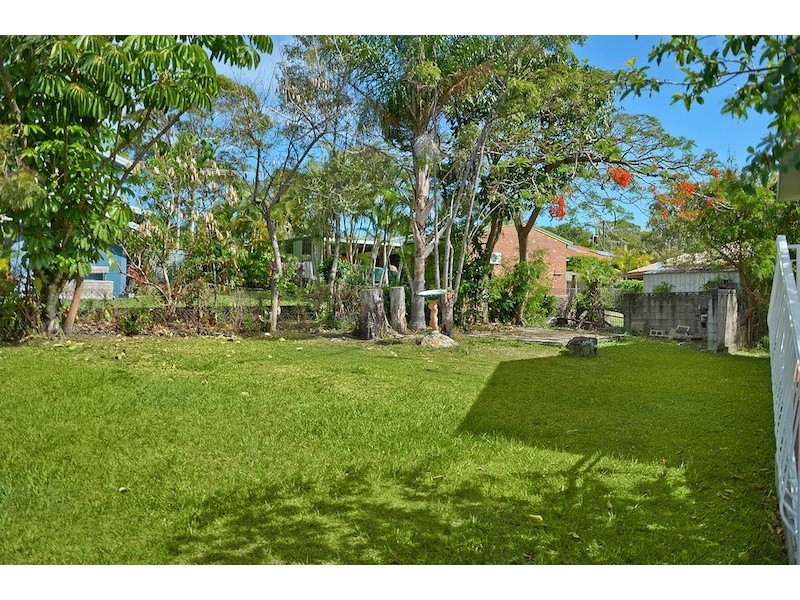 2 Jeffreys Court, Moffat Beach QLD 4551