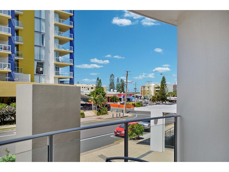 Unit 203 ‘Ocean Views Resort’ 115 Bulcock Street, Caloundra QLD 4551