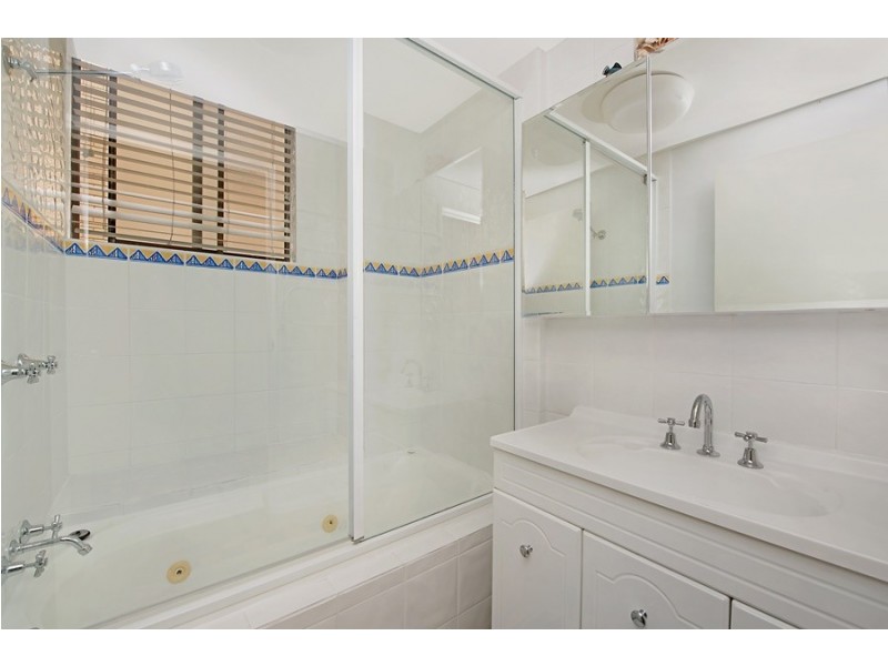 Unit 1 ‘Wollombi’, 20 Bulcock Beach Esplanade, Caloundra QLD 4551