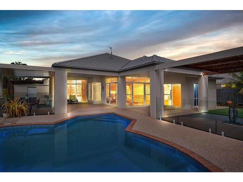 16 Pamphlet Place, Pelican Waters QLD 4551