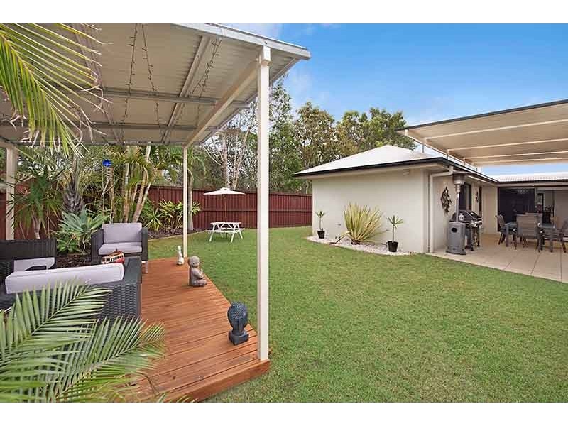11 Endeavour Crescent, Pelican Waters QLD 4551
