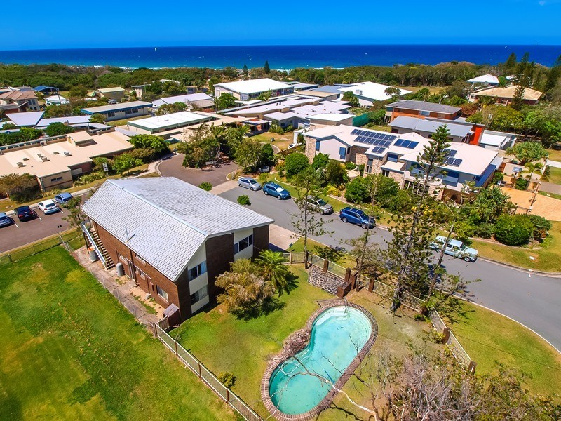 15 Ann Street, Dicky Beach QLD 4551