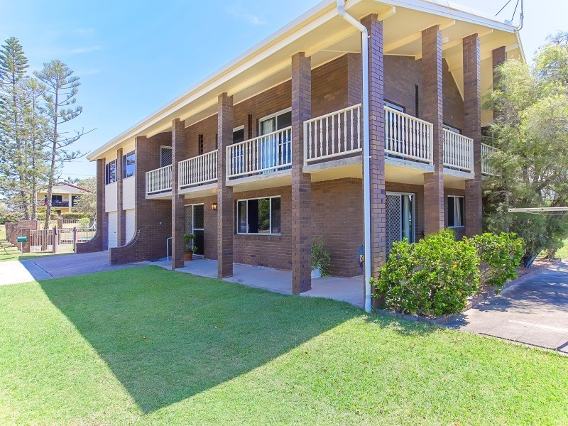 15 Ann Street, Dicky Beach QLD 4551