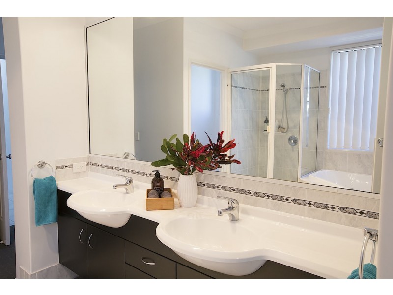 45 Mahogany Drive, Pelican Waters QLD 4551