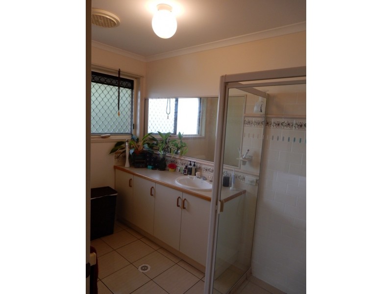 2 Stradbroke Drive, Little Mountain QLD 4551
