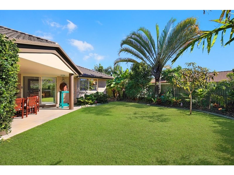 17 Bongaree Drive, Pelican Waters QLD 4551