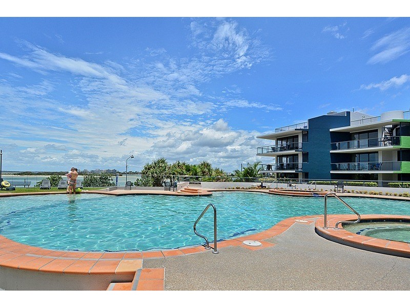 Unit 107 ‘Grand Pacific’ 38 Bulcock Beach Esplanade, Caloundra QLD 4551