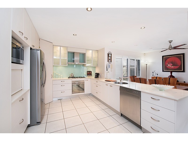 8 Campbellville Circuit, Pelican Waters QLD 4551
