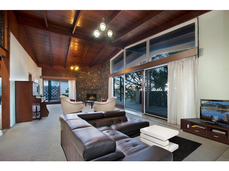 42 Edmund Street, Moffat Beach QLD 4551