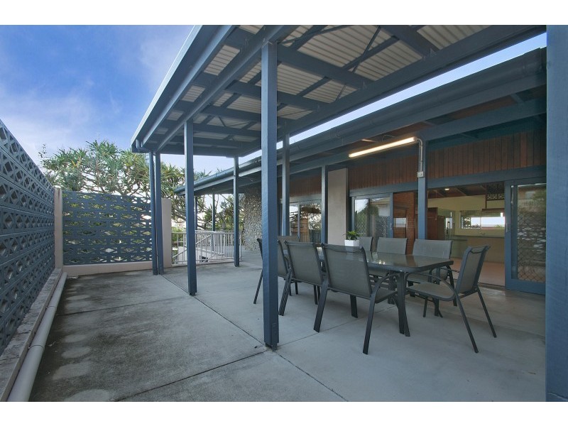 42 Edmund Street, Moffat Beach QLD 4551