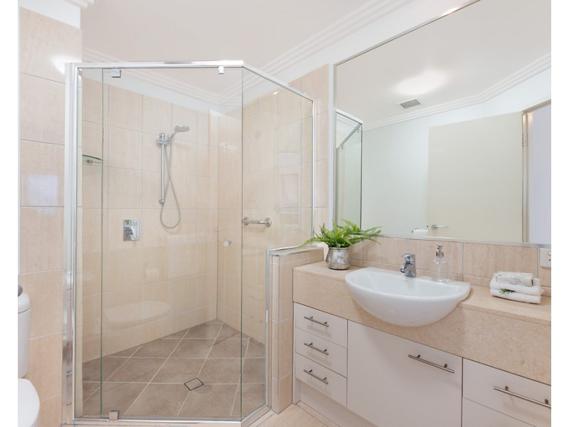 Unit 5/30 Canberra Terrace, Caloundra QLD 4551