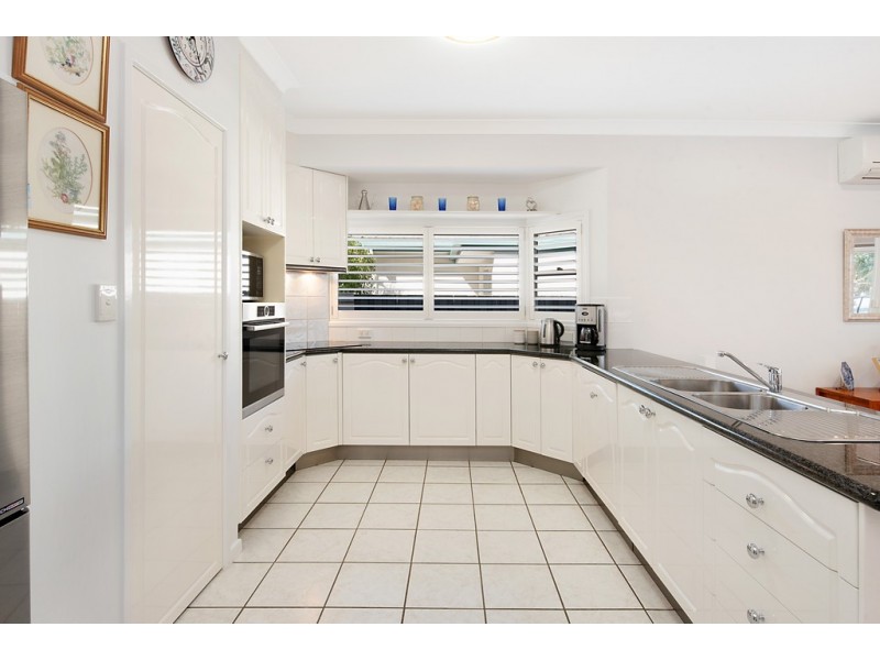 15 Tripcony Court, Pelican Waters QLD 4551