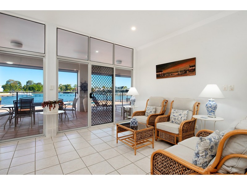 15 Tripcony Court, Pelican Waters QLD 4551