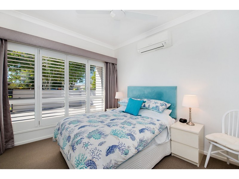 15 Tripcony Court, Pelican Waters QLD 4551