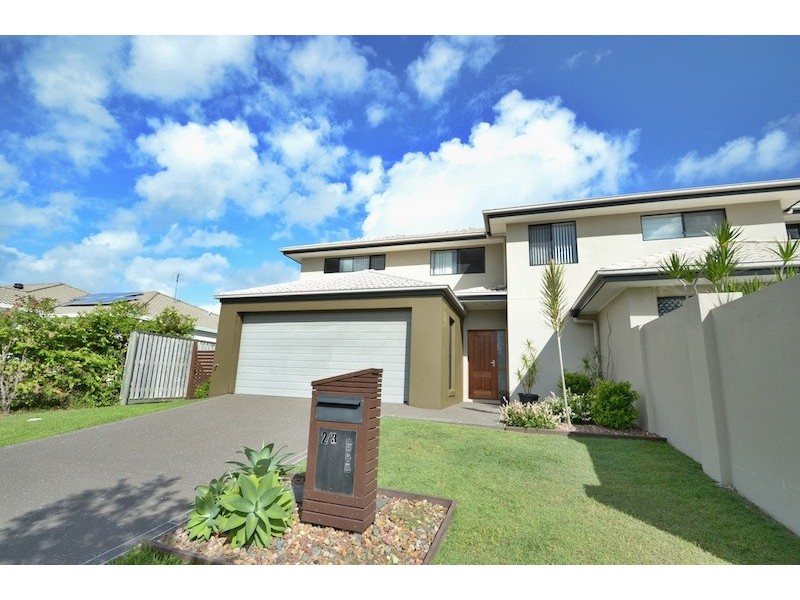 2/3 Alicia Circuit, Little Mountain QLD 4551