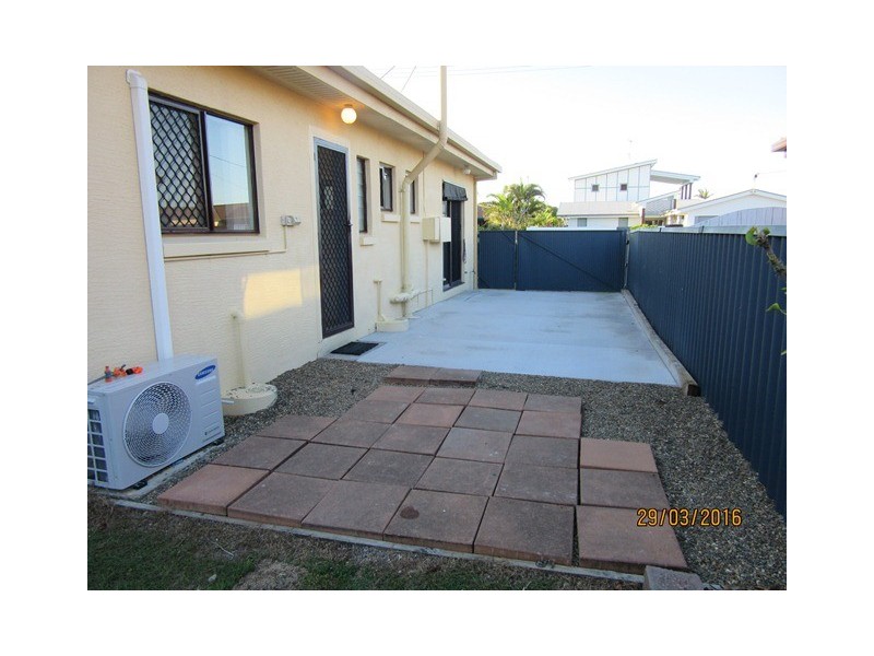 Unit 1, 31 Coonang Crescent, Warana QLD 4575