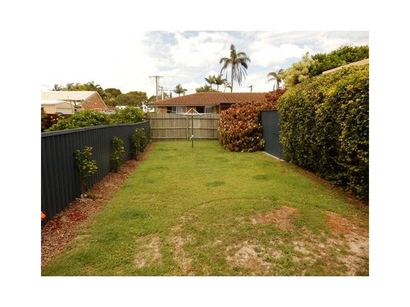 Unit 1, 31 Coonang Crescent, Warana QLD 4575