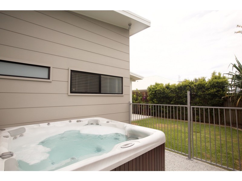 Mountain Creek QLD 4557