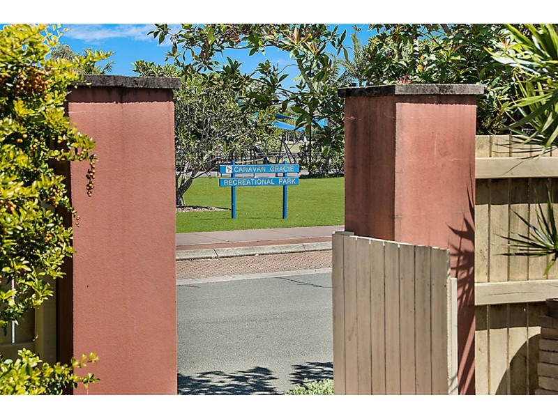 6 Dunbrody Street, Caloundra West QLD 4551