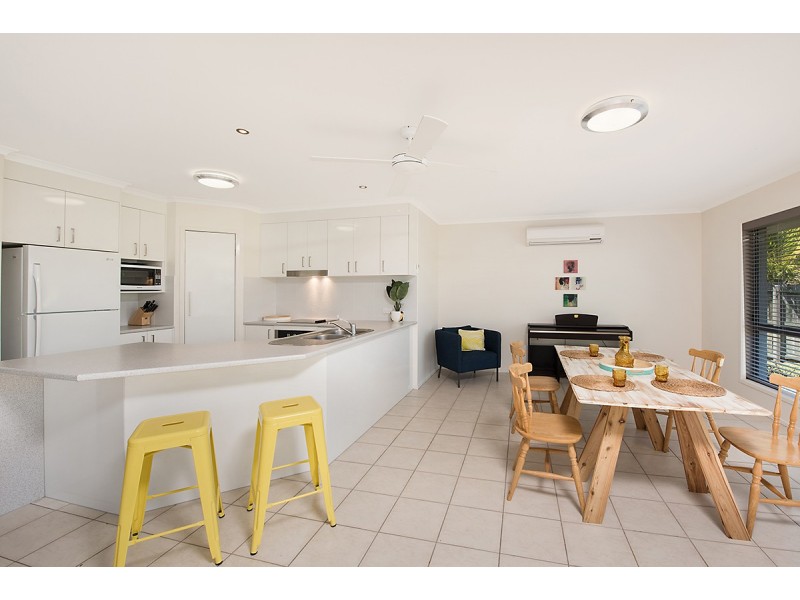 6 Dunbrody Street, Caloundra West QLD 4551