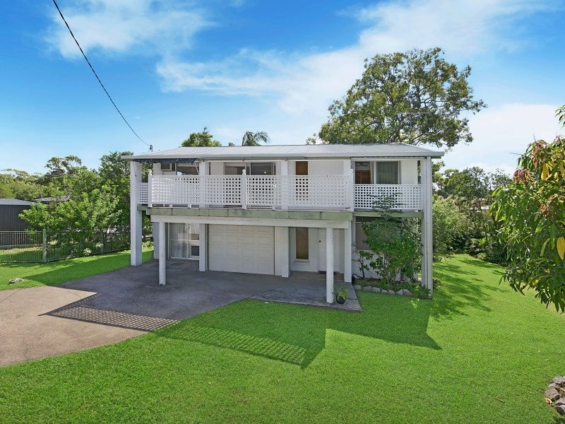 3 Bray Street, Dicky Beach QLD 4551