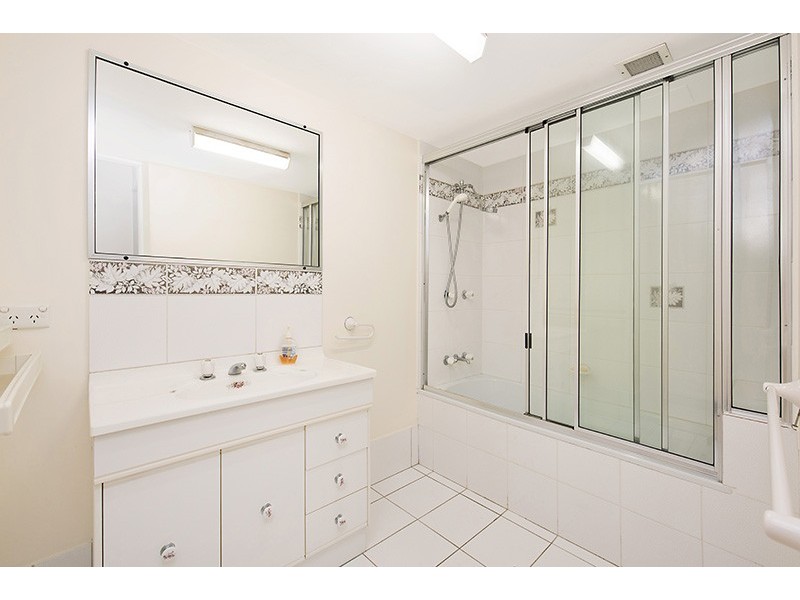 Unit 2 ‘Beaumonde’ 6 Muraban Street, Mooloolaba QLD 4557
