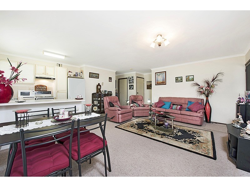 Unit 1/2 Bakali Court, Warana QLD 4575