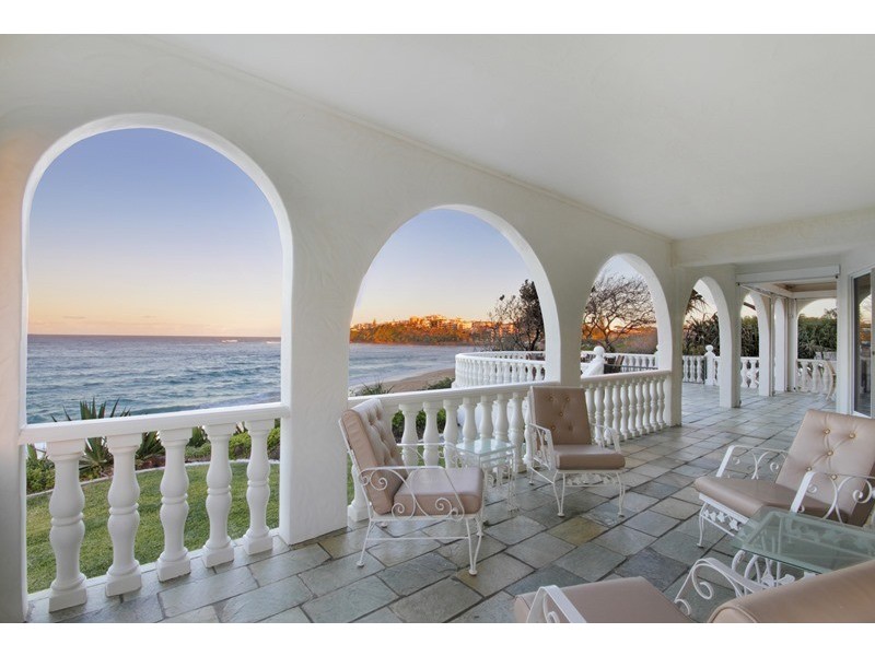 2 Cooroora Street, Dicky Beach QLD 4551