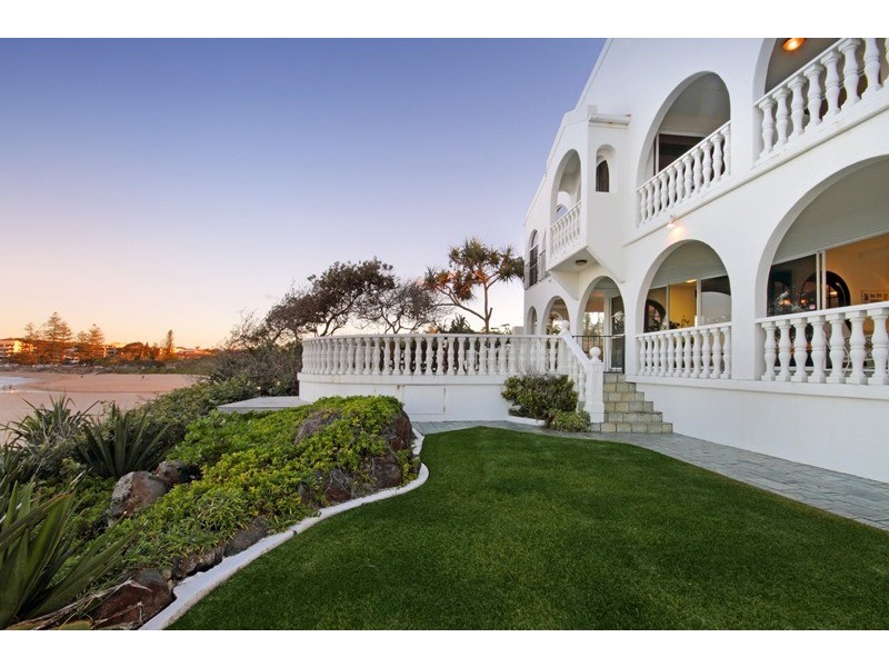 2 Cooroora Street, Dicky Beach QLD 4551