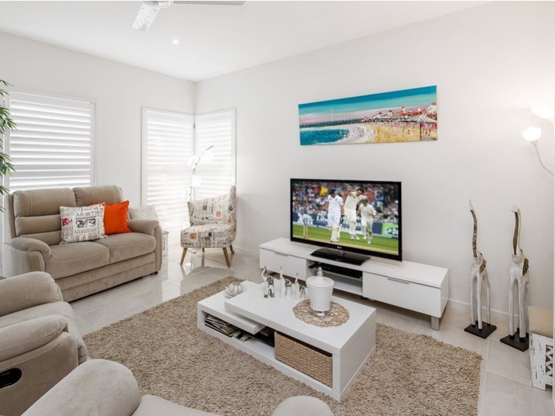 7 Swivel Court, Birtinya QLD 4575