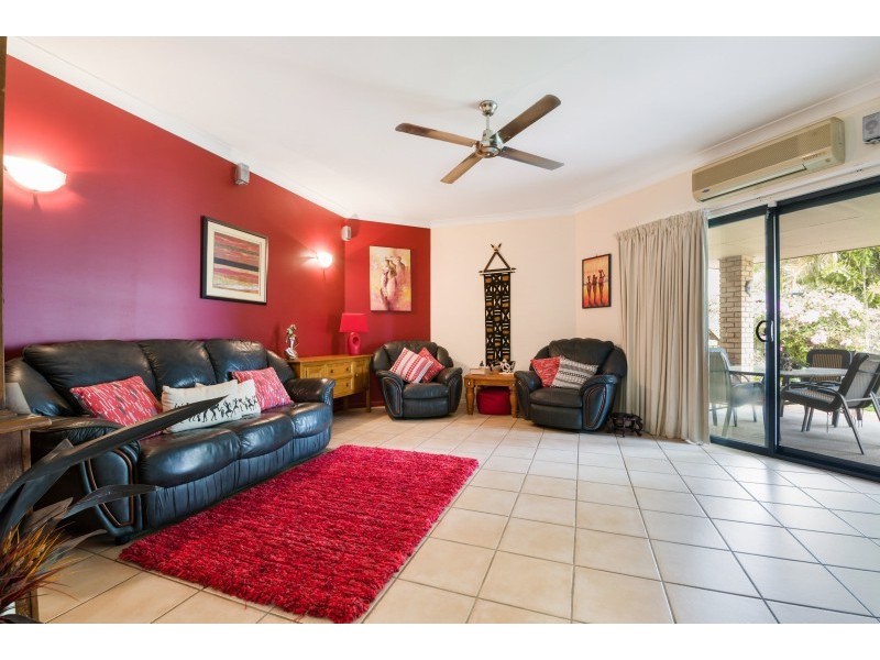 11 Kinross Court, Caloundra West QLD 4551