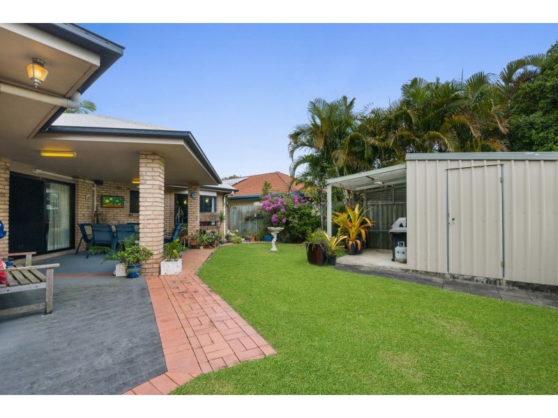 11 Kinross Court, Caloundra West QLD 4551