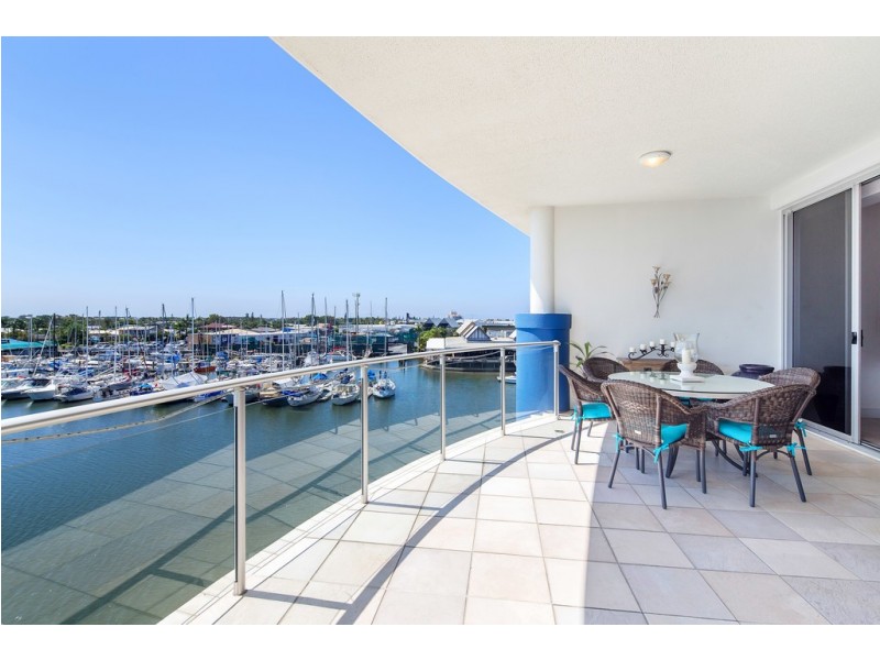 Unit 408 ‘Bluewater Point’ 13 Nicklin Way, Minyama QLD 4575