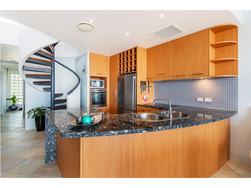 Unit 408 ‘Bluewater Point’ 13 Nicklin Way, Minyama QLD 4575