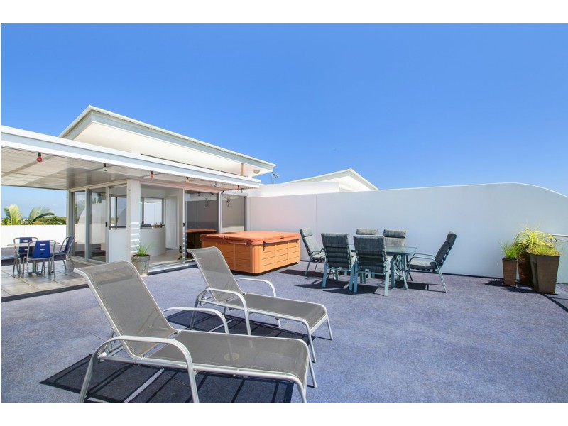 Unit 408 ‘Bluewater Point’ 13 Nicklin Way, Minyama QLD 4575