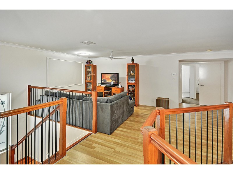 9 Cumberland Cresent, Meridan Plains QLD 4551