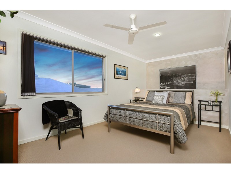 14 Cuba Court, Kawana Island QLD 4575