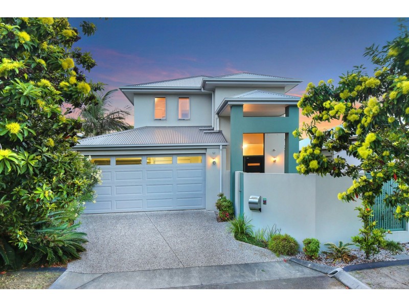 14 Cuba Court, Kawana Island QLD 4575