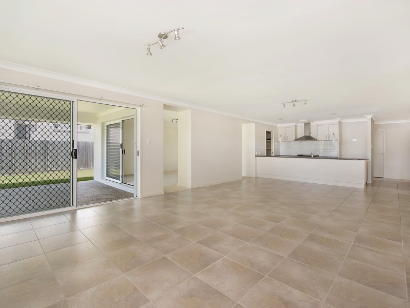 28 Tuckeroo Drive, Meridan Plains QLD 4551