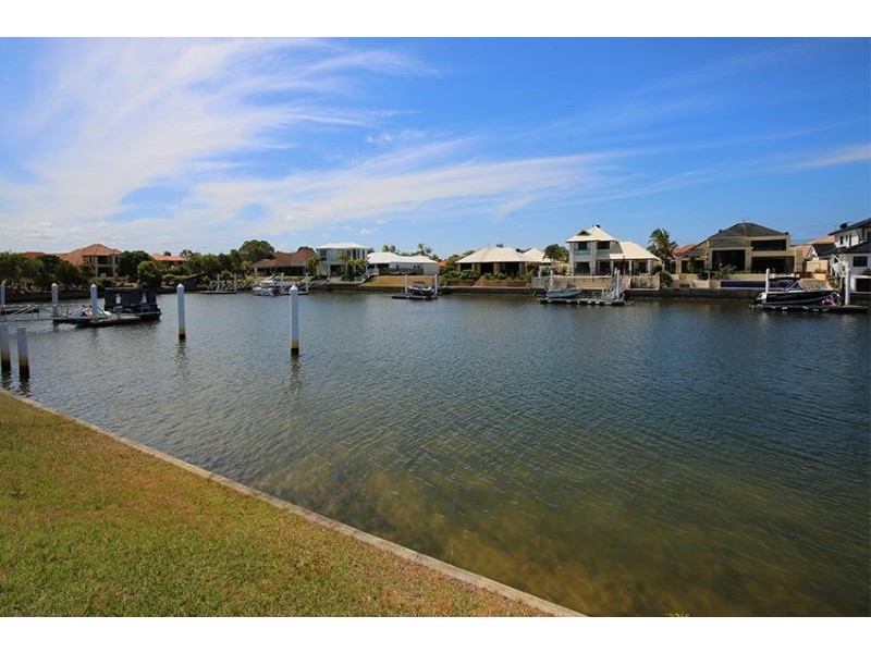 43 Edwardson Drive, Pelican Waters QLD 4551