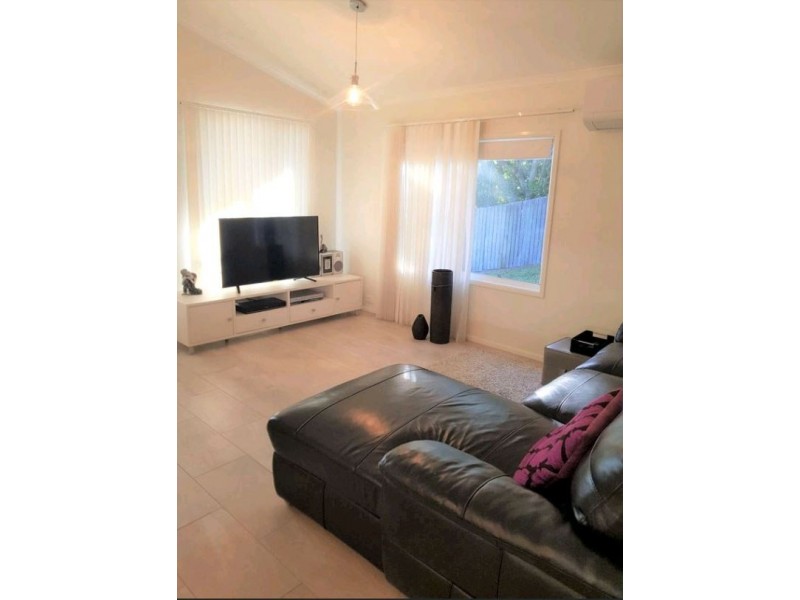 Villa 7/96 Caloundra Road, Little Mountain QLD 4551