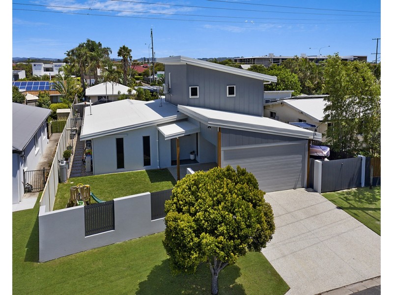 68 Lapoinya Crescent, Warana QLD 4575